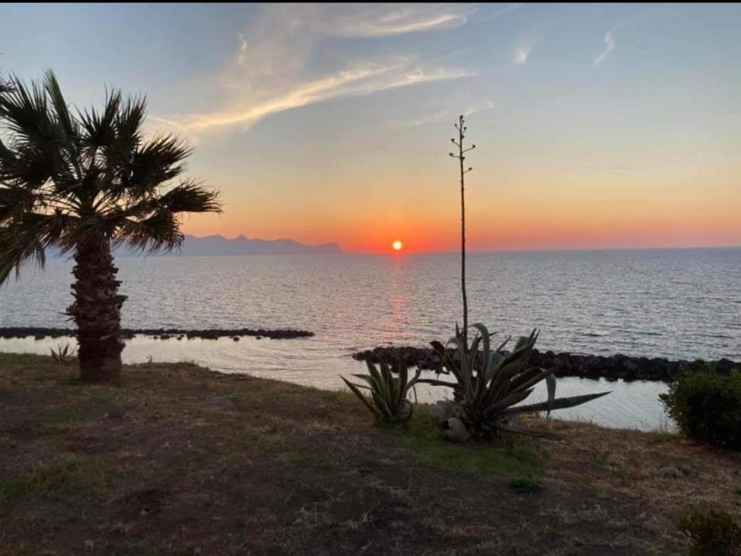 Casa Vacanza Da Mirella E Peppe Trappeto  Εξωτερικό φωτογραφία